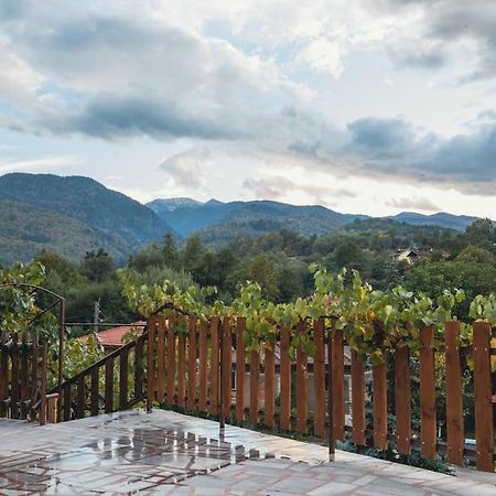 Duvaro Guesthouse Raduil Esterno foto