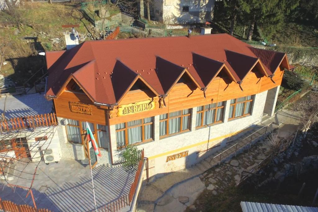 Duvaro Guesthouse Raduil Esterno foto