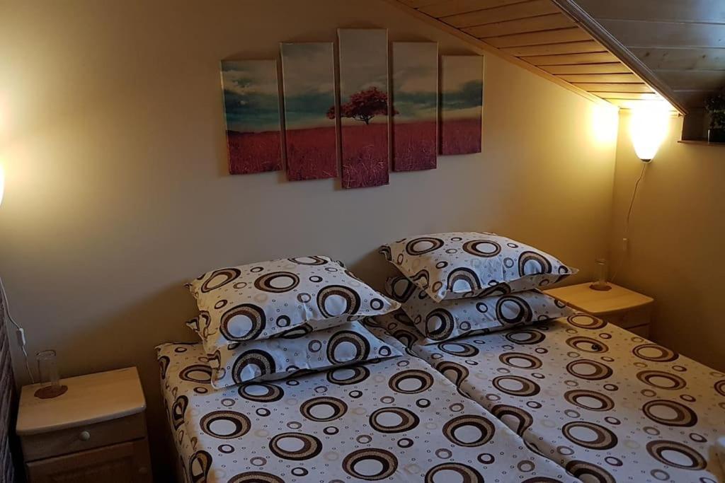 Duvaro Guesthouse Raduil Esterno foto